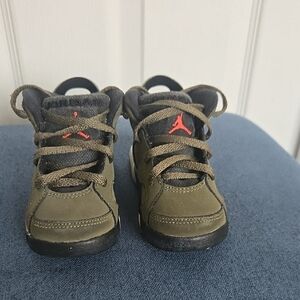 Cactus Jack by Travis Scott Kids Olive and Red Sneakers